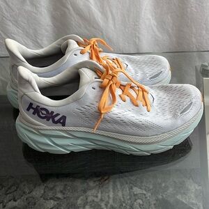Hoka Clifton 8 Women’s Running Shoes 8.5